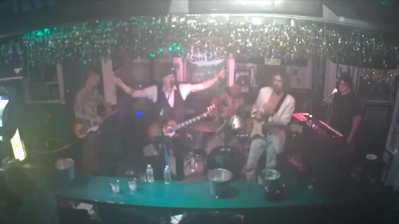 OCTOBER 20 2025 LIVE AT GREEN PARROT BAR