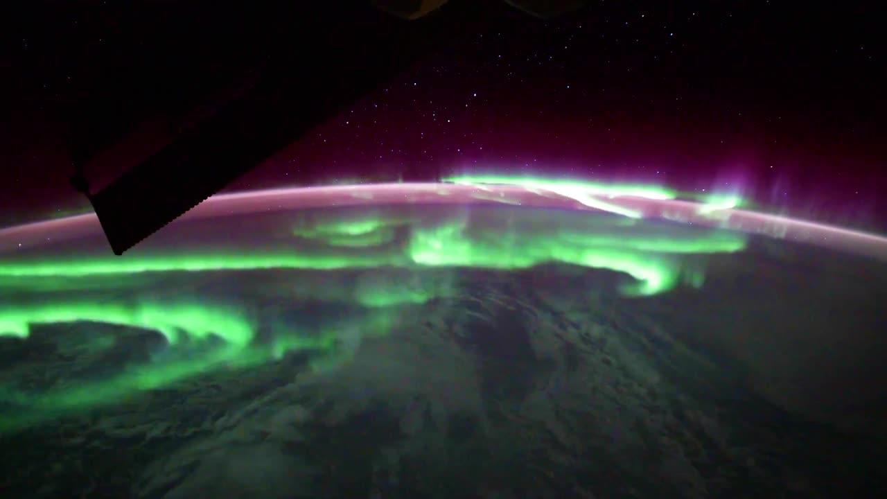 🤯✨ Stunning Southern Lights From Space Captured by NASA! | FeedMyCuriosity