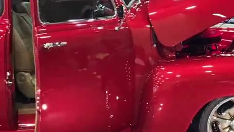 2025 Bourbon Select Six winner. 1952 Chevrolet PU Infrared. Clarence Lancaster. #chevytrucks