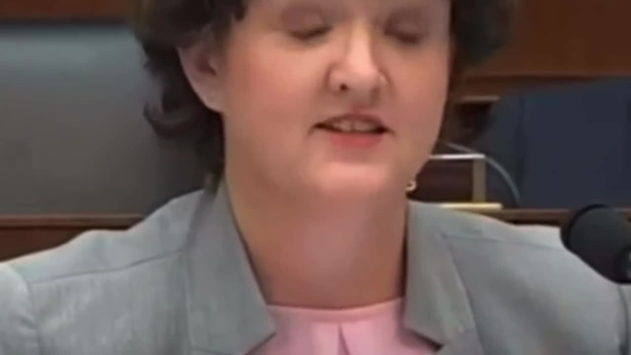 Katie Porter Explains the Hardships Faced by the American Working Class Living Paycheck to Paycheck.