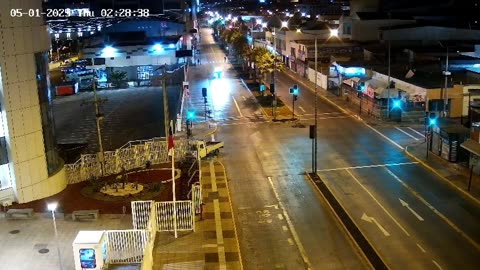 Sujeto choca contra reja de Edificio Consistorial de Coquimbo