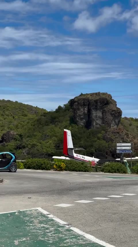 Final Approach, St. Bart's airport