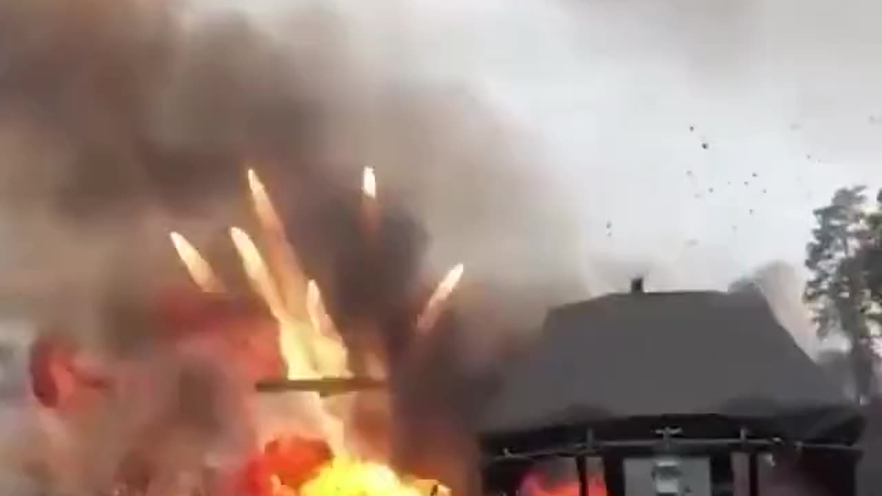 Behind the scenes special effects battle scene for Transformers: The Last Knight