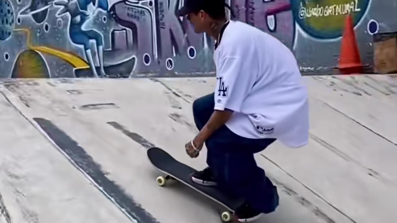 🔥👊 Perfect 360 Flip! This Skater's Got Skills! | SkateNation