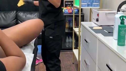 Bikini Waxing with Sexy Smooth Golden Allure Hard Wax by @laaxlounge