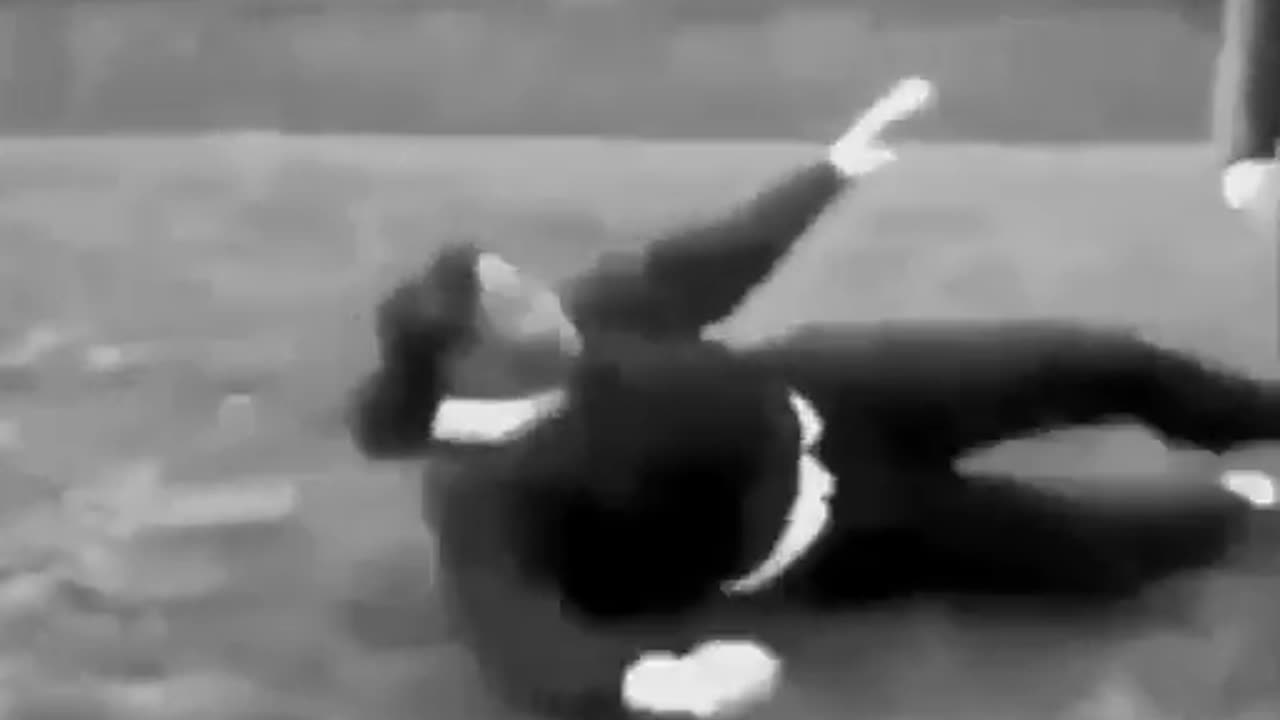 Lets get ready to RUMBLEEEEEEEEEE.