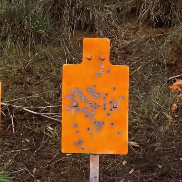 防卫午餐盒 #国外合法拍摄国内请勿模仿 #武器科普 #实弹射击 #男人减速带 #靶场射击