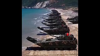 China muestra su poder anfibio con una maniobra militar masiva