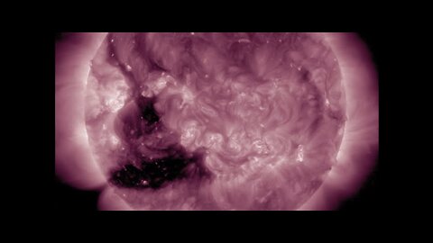 Earth Tilt, Quake Trigger, Huge Coronal Hole - S0 News Oct.25.2025