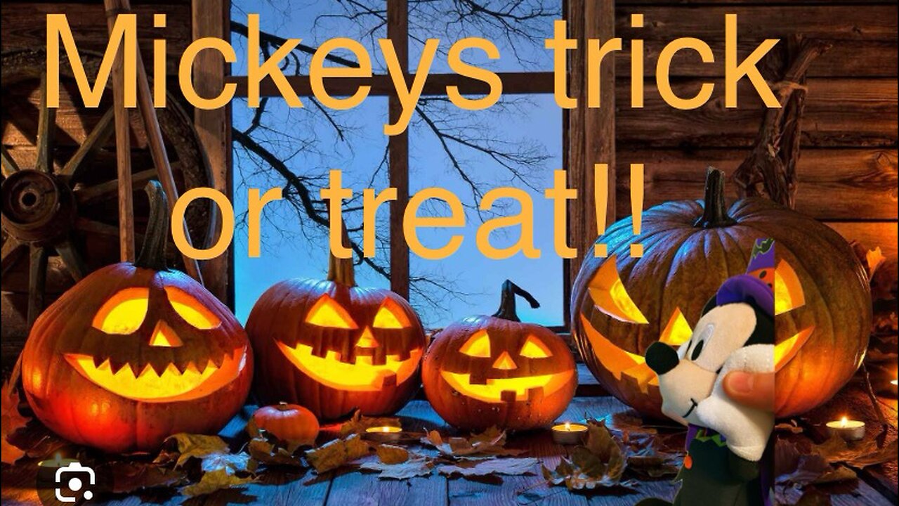 Mickeys trick or treat starts at 4:00pm central!!!!