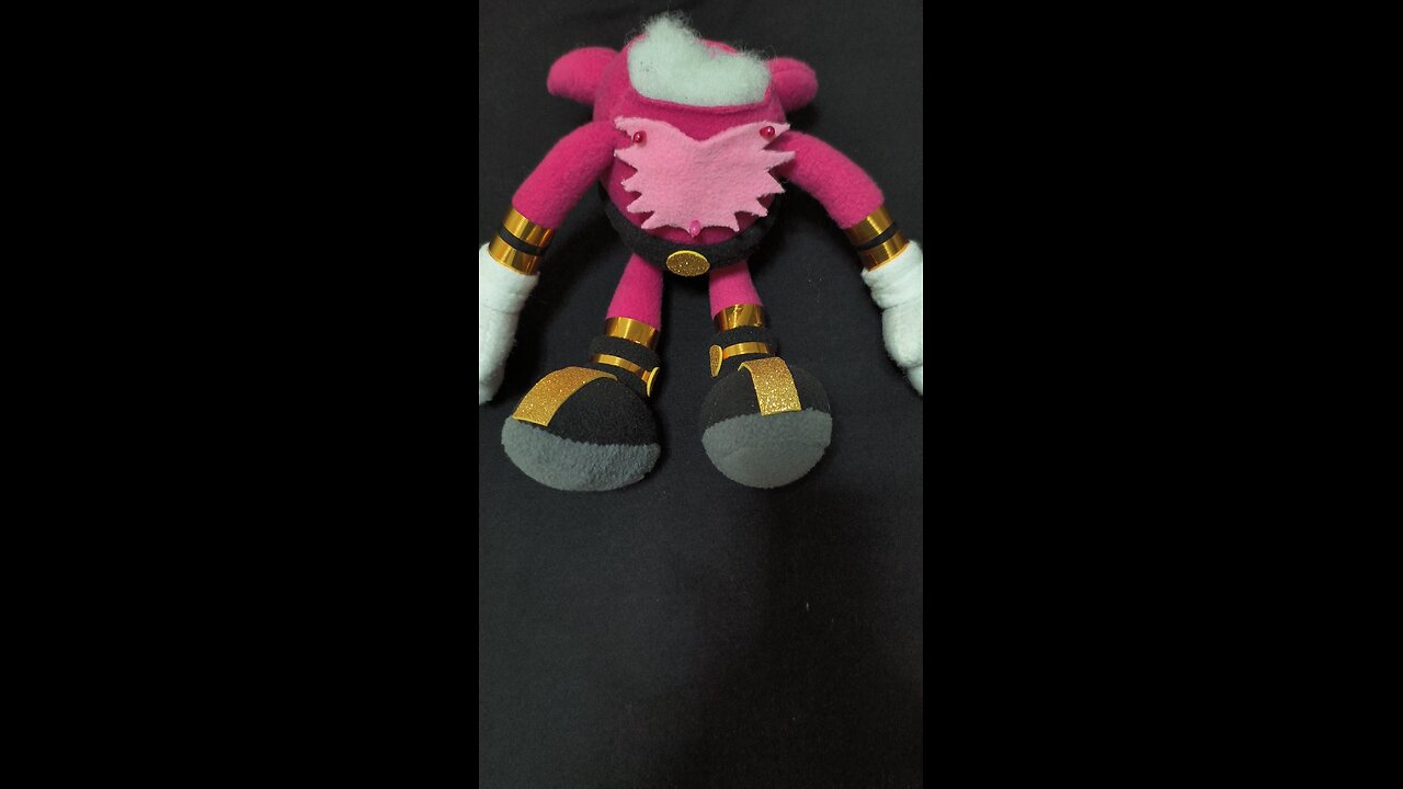 THE REG PLUSH WORKZ
