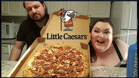 FB 20200527 PEETZ AND I TRY LITTLE CAESARS PIZZA FOR THE FIRST TIME MUKBANG!