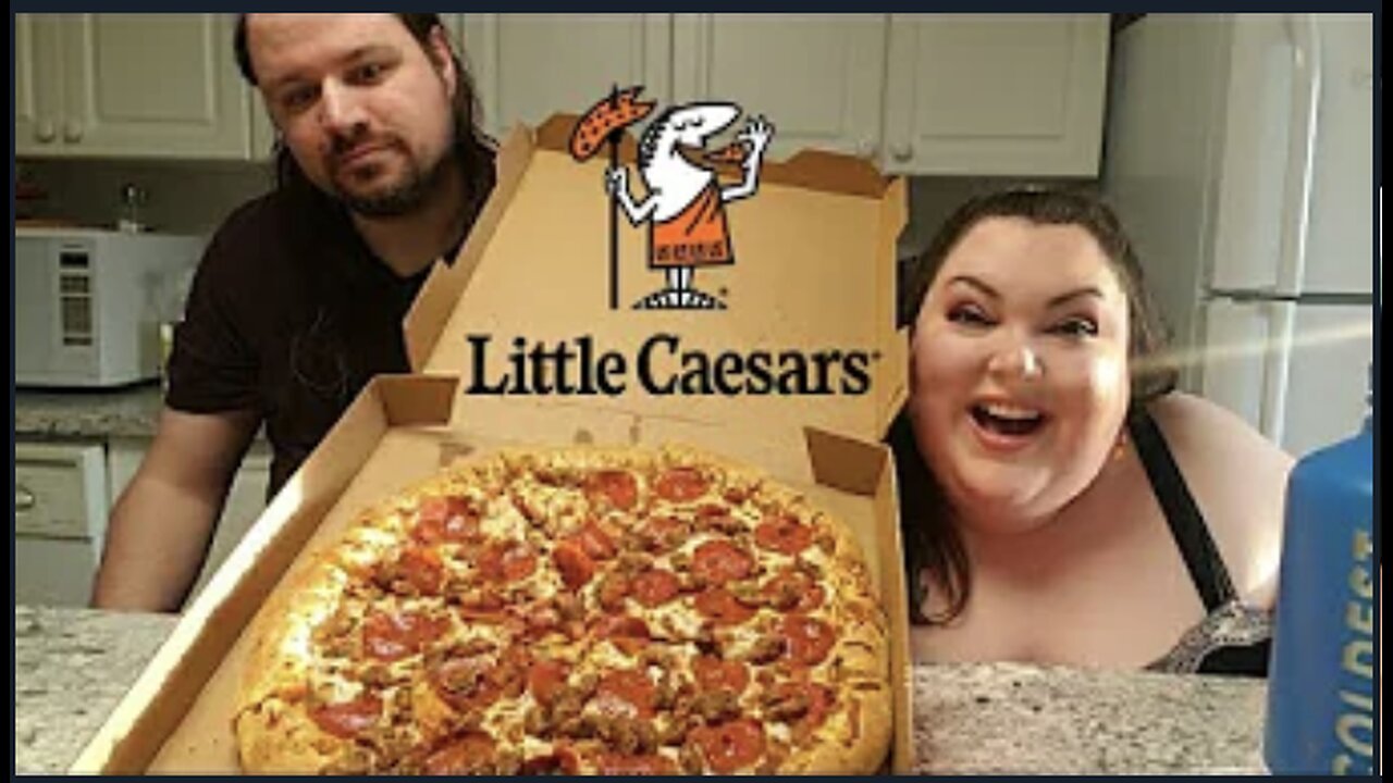 FB 20200527 PEETZ AND I TRY LITTLE CAESARS PIZZA FOR THE FIRST TIME MUKBANG!