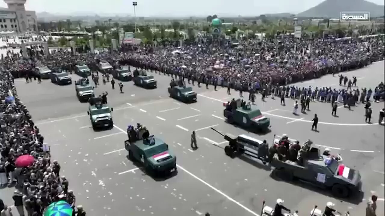Scenes of the procession of the martyrs of the Yemen government prime minister in Tahrir square