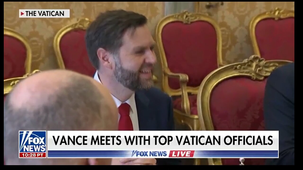 VANCE MEETS WITH VATICAN OFFICIALS