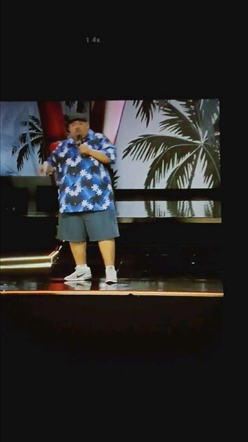 fluffy goes to Australia part #1