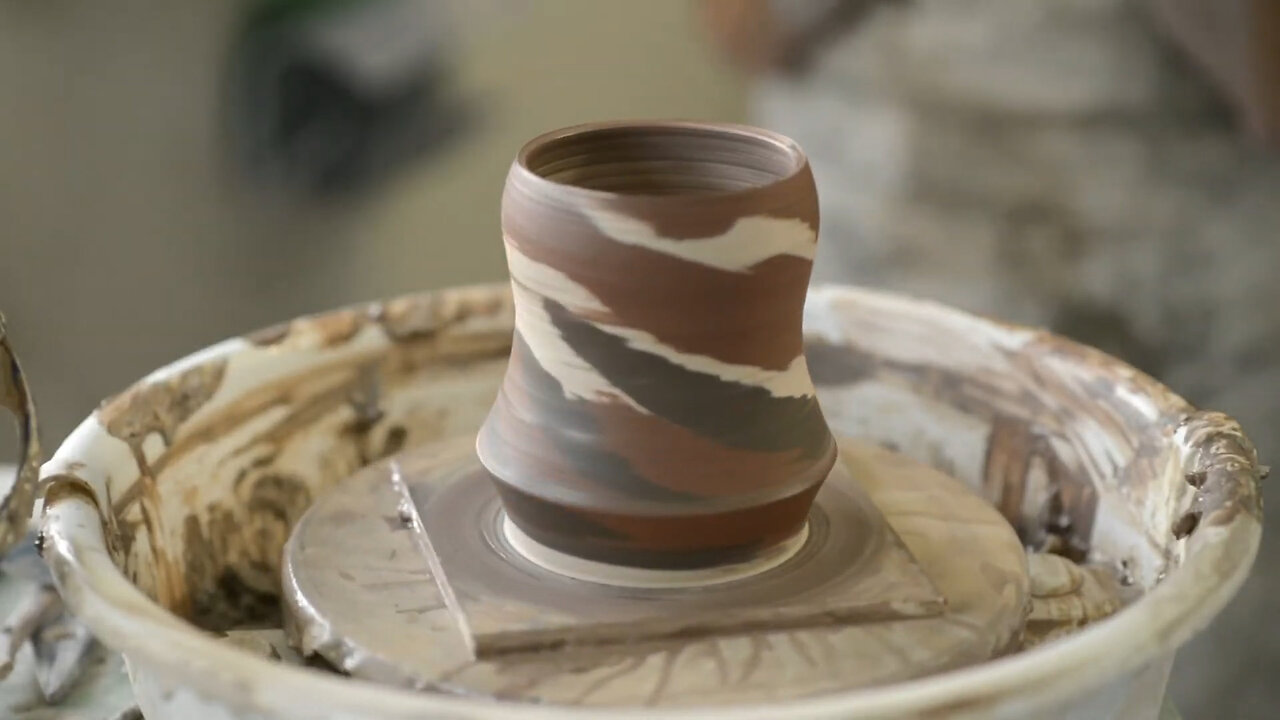 Swirlware Pottery! 5 different methods to make Agateware