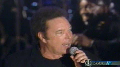 Tom Jones with D'Angelo - Get Up (I Feel Like Being A) Sex Machine = Men Strike Back 2000