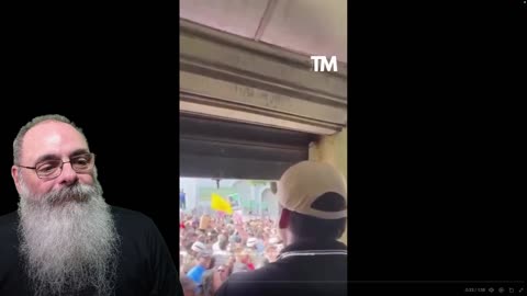 LULA tenta PEGAR CARONA na COMEMORAÇÃO do 2 de JULHO, mas É VAIADO IMPIEDOSAMENTE