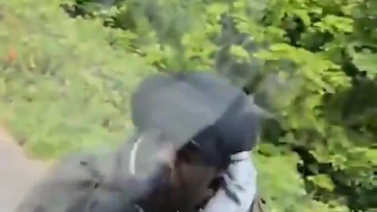 Fake asylum seeker without ticket insults and attacks female bus driver.