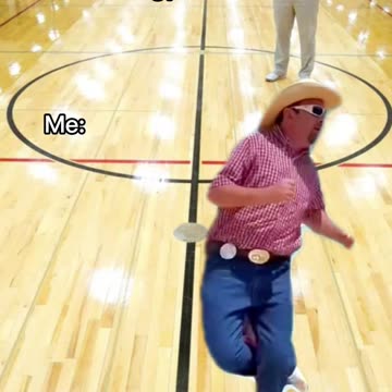 Can parents walk on the gym floor?