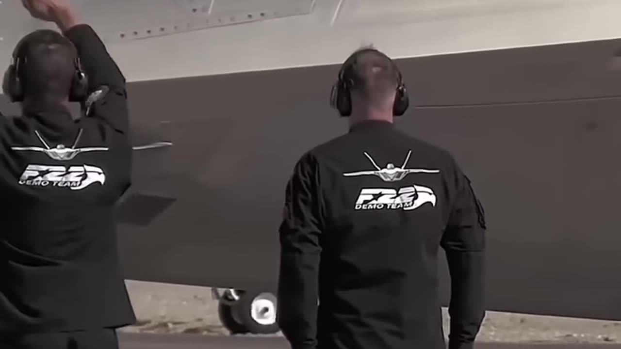 I like the way he acts #f22raptor #pilot #airforce #military #army #us #america