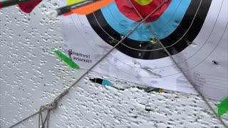 🏹 First-Time Archer Finds His Focus 🎯