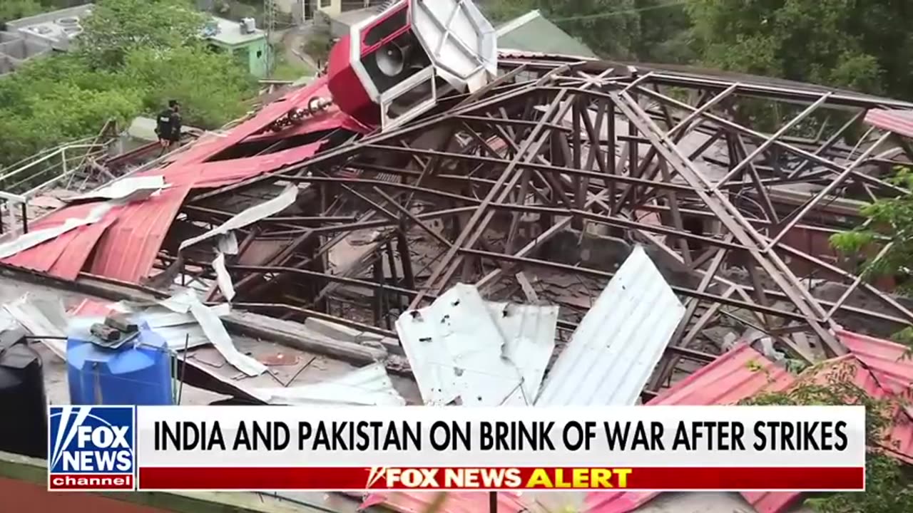 Fox News - BREAKING: India fires missiles into Pakistani territory