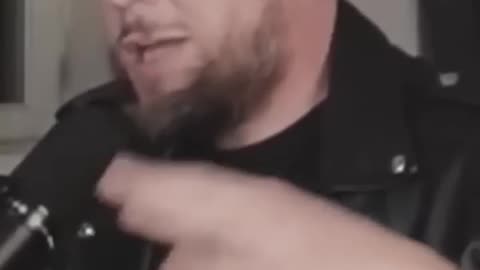 KAMARÁDKA: HLAVNĚ BUĎ SVŮJ!