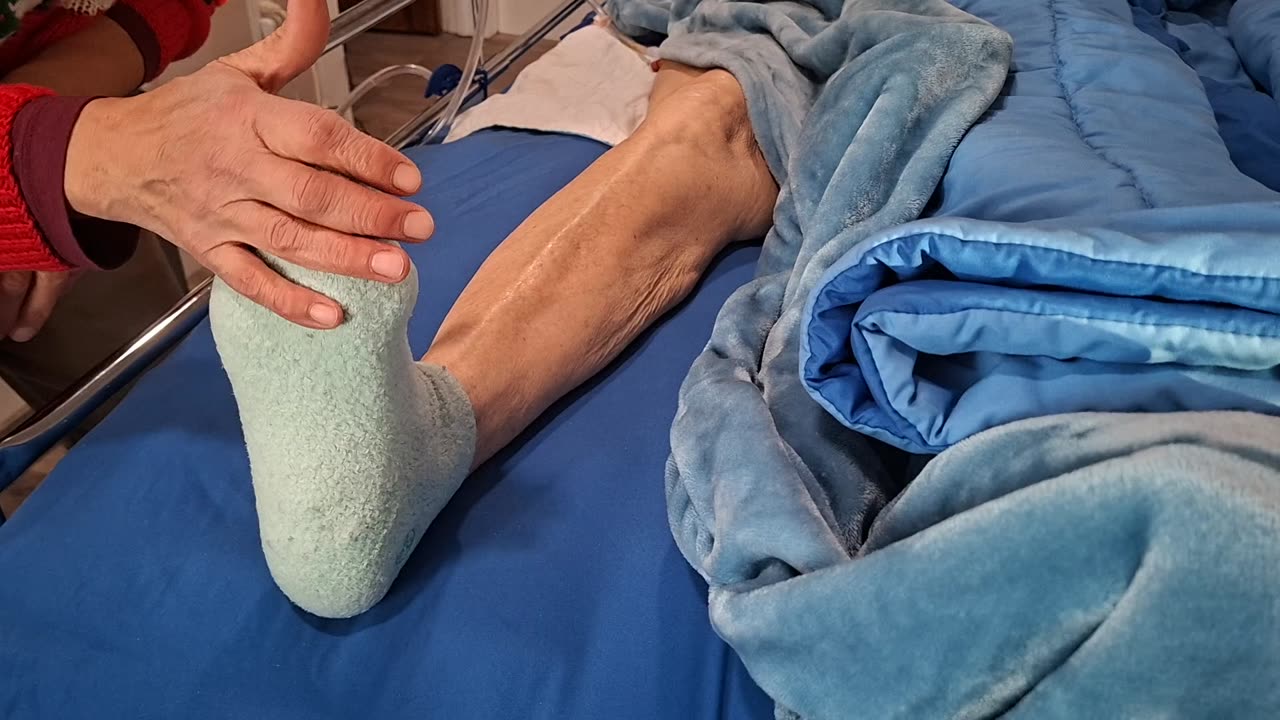 right leg back and forth