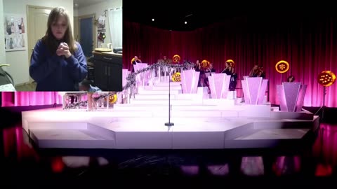 Born to Hula Radio Show #268 - Christmas Music to play Chess to