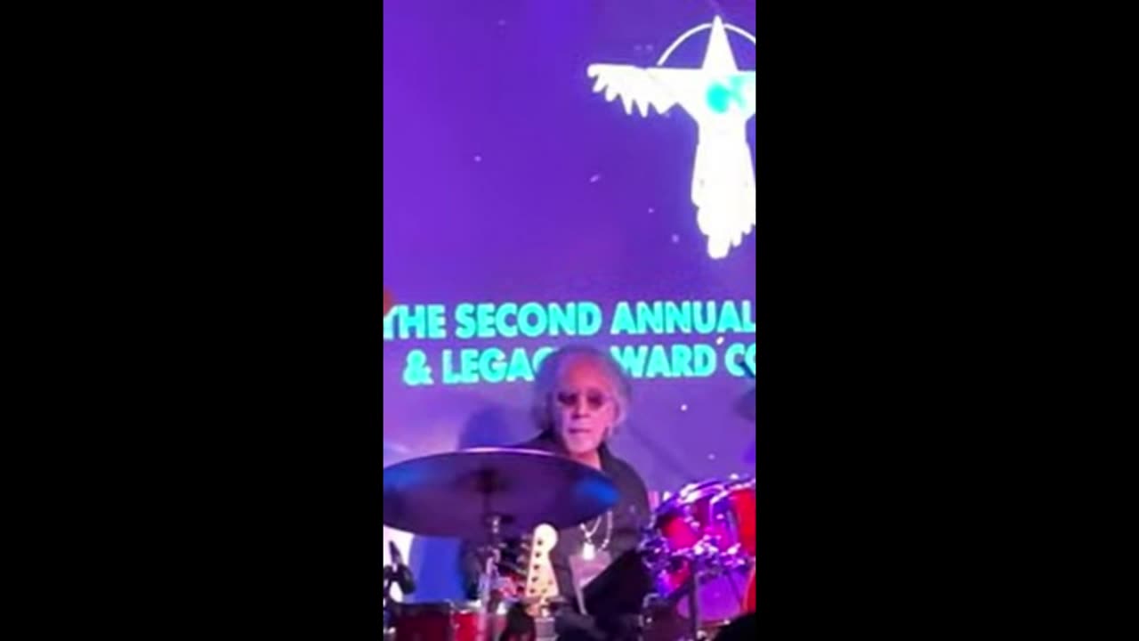 Caller asks Eddie Trunk for an update on the new Peter Criss album 7.25.2025