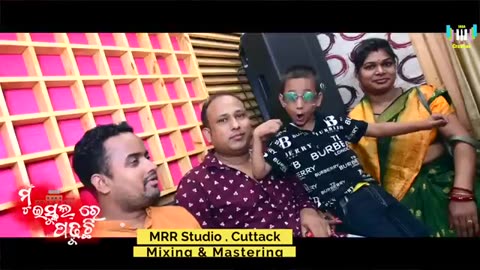 Must Watch: Mu Iskul Re Padhuchi New Viral Dj Song2021|| Humane Sager & JuniorJd