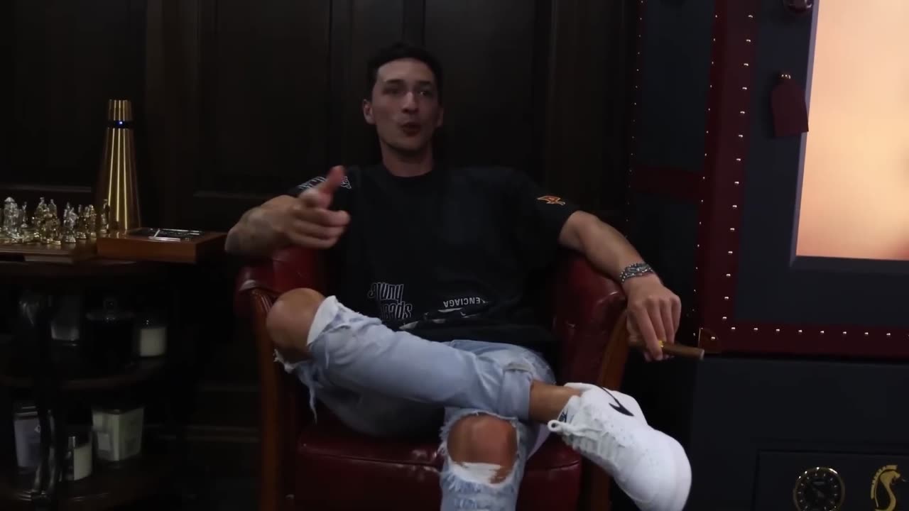 Luke Belmar Visits Andrew and Tristan Tate in Romania