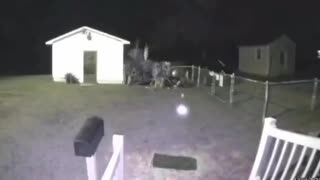 👁️🤯 Publicidade Orb Capturado por Câmeras de Segurança em Carolina do Norte! | TheTruthAbove