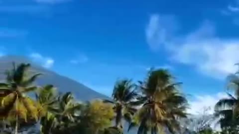 "Mountain Serenity: A Day Above the Clouds"