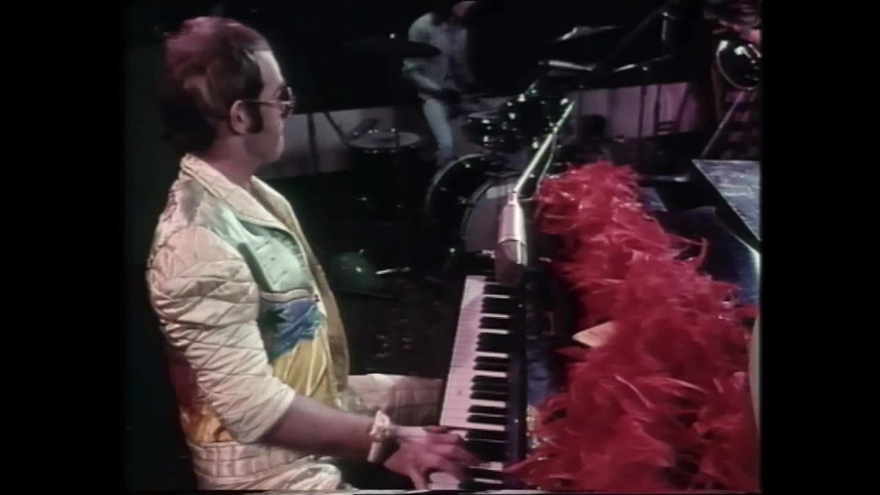 Elton John - Step Into Christmas [1973]