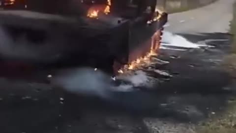 🚗💥 Ukraine Russia War | Ukrainian T-64BV Tank Burning | RCF