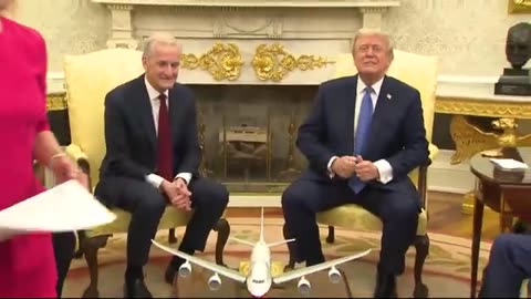 Trump holds Oval Office meeting with Norway's PM Jonas Gahr - April 24, 2025