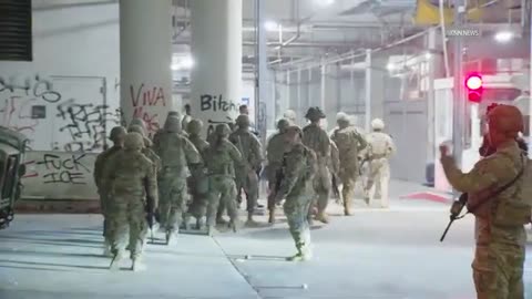 National Guard troops arrive in LA 