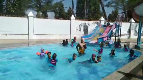 introducing children to Indonesian culture