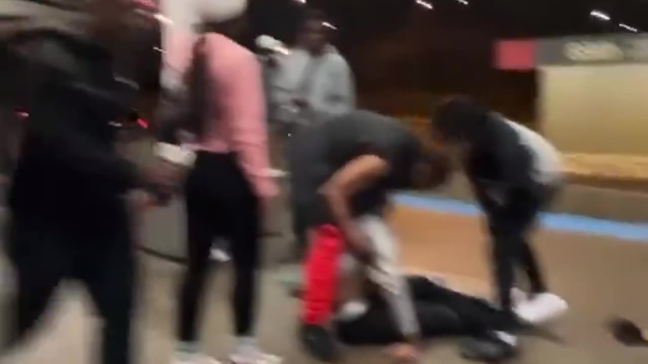 Savage Simeon Subway Smash!