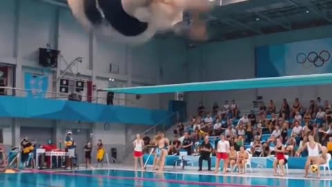 Obese woman is taking part in the Olympic Games ?!