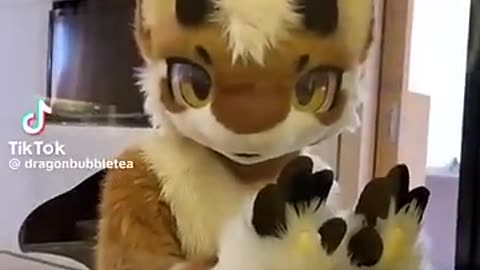 i’m watching you :3