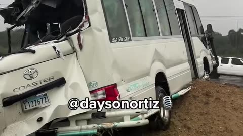 Fuerte Accidente en la autopista 6 de Noviembre