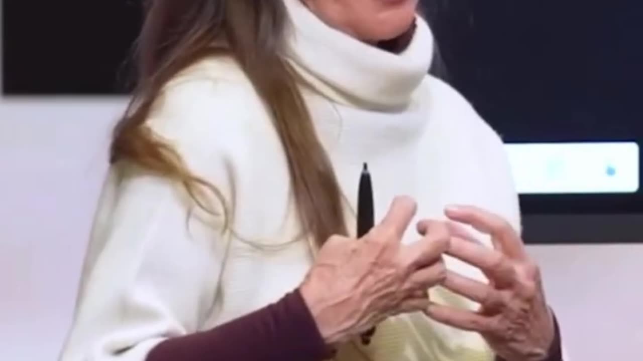 Barbara O’Neill-How colostrum is crucial for a baby’s developing brain, and why healthy fats continue to play a vital role in protecting brain function throughout life