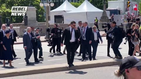 A Heckler Confronts King Charles on Epstein