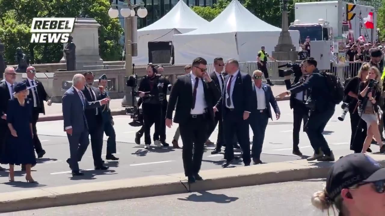 A Heckler Confronts King Charles on Epstein