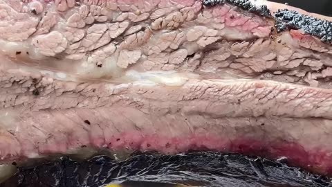 British Foodie Tries Authentic Texas BBQ for the First Time – Taste Test & Reaction