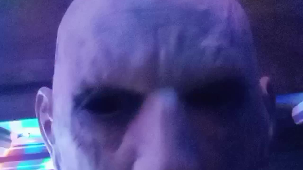 Conway Sings His Gloriously NPD Version of Die With A Smile